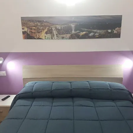 Gradoni Di Chiaia Twenty Three Frühstückspension Neapel