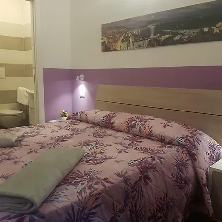 Gradoni Di Chiaia Twenty Three * Neapel